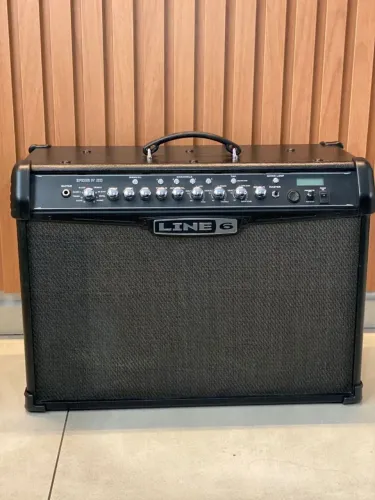 Amplificador LINE 6 Spider IV 120