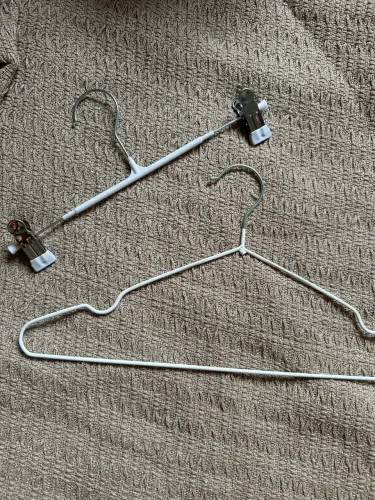 Cabides de metal emborrachados 