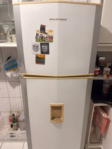 Geladeira Brastemp Duplex 220V com freezer Frosfree