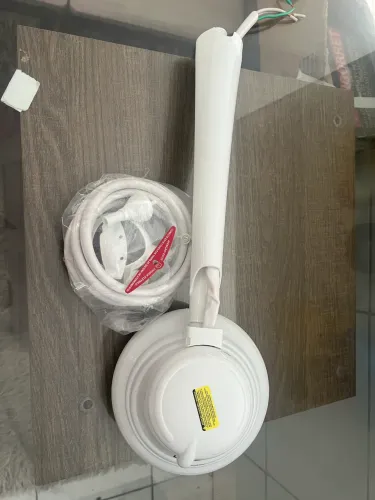 Chuveiro Bella ducha lorenzetti 220v~6800