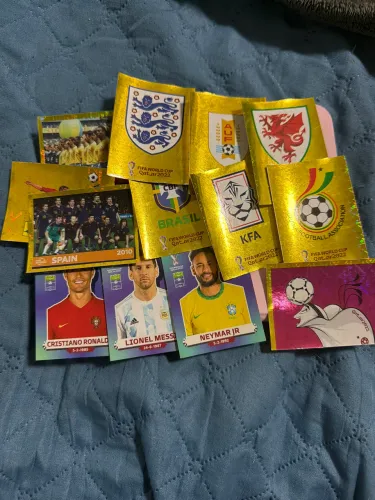 FIGURINHAS BRILHANTES COPA DE 2022