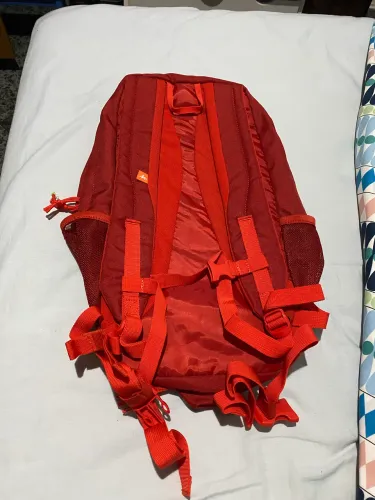 Vendo linda mochila de 20L