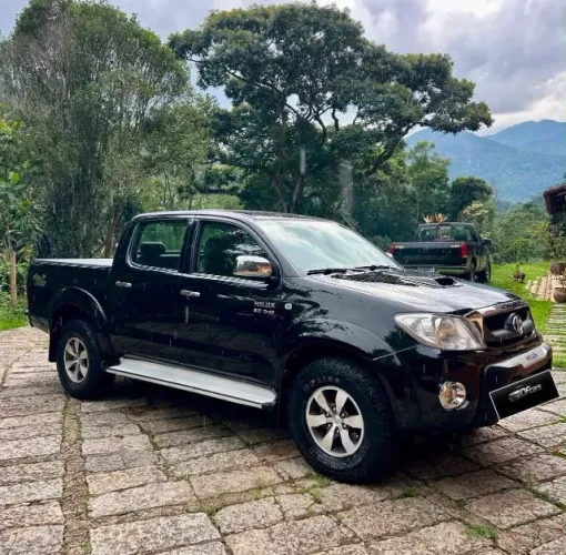 Toyota Hilux CD SRV D4-d 4X4 3.0 TDI Diesel AUT 2010