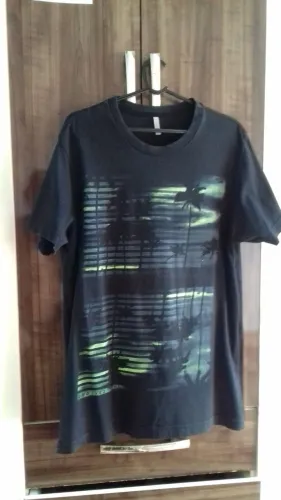 Camisa Mitchell Preta tam M 40,00