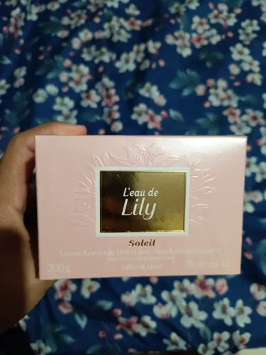 Creme acetinado Lily