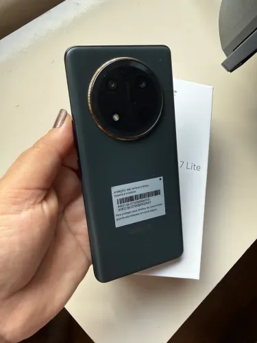 O HONOR Magic 7 Pro - NOVO NUNCA USADO.