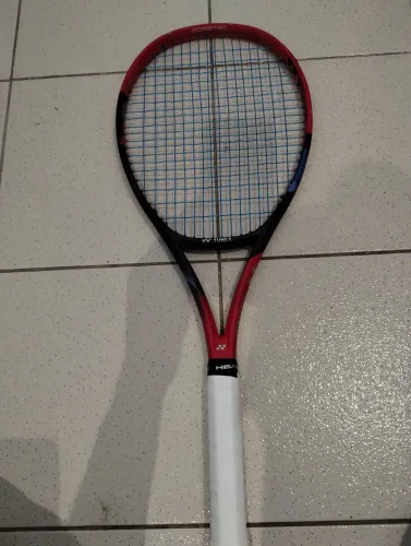 Raquete yonex vcore 98