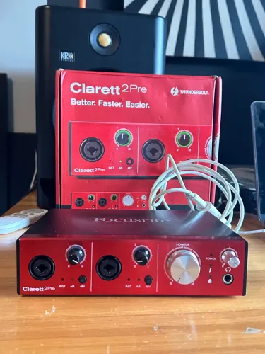 Focusrite Clarett 2 Pre | Novíssima na Caixa