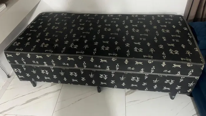 cama box solteiro semi nova, em ótimo estado 