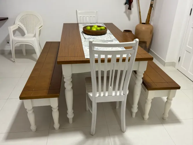 Mesa madeira maciça e tampo 100% mdf