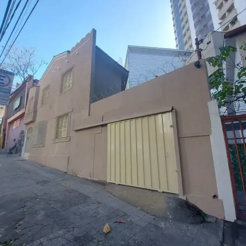 Casa em Lourdes,117m² de lote e 170m² de casa, BH