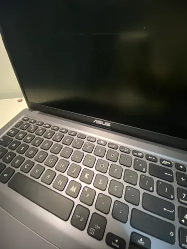 Notebook Asus I3 (10° Geração)