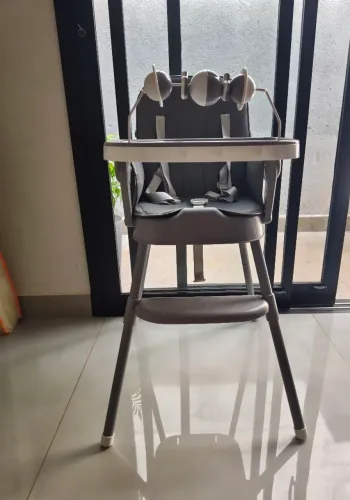 Cadeira de alimentação p/ bebê 