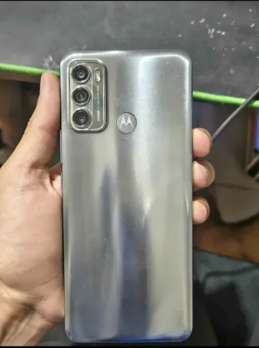 Moto g60s grava em 4k 6 ram,128 gigas aceito trocas