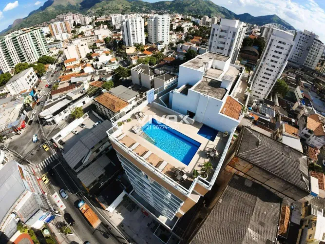 TODOS OS SANTOS | Rua José Bonifácio - Apartamento 2 Quartos (1 Suíte) Vaga - Varanda Gour