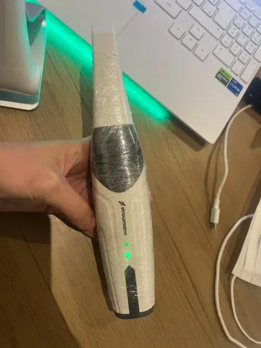 Scanner intraoral Straumann Sirios para dentistas 