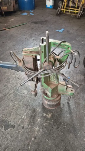 Furadeira Magnetica