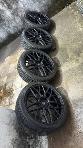 Rodas aro 20 com pneu! NOVO!