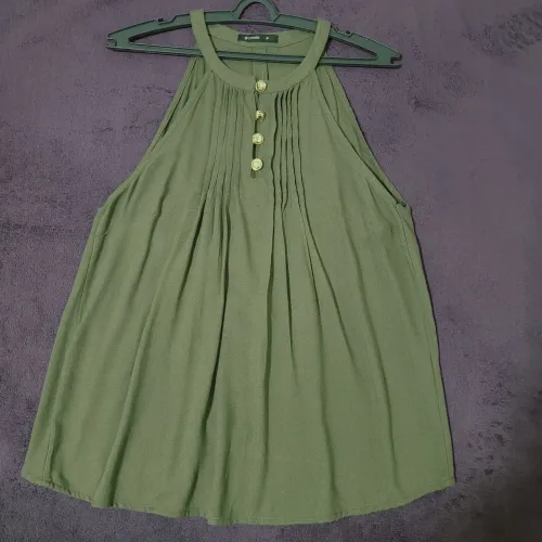 Blusa Cavada Verde Oliva