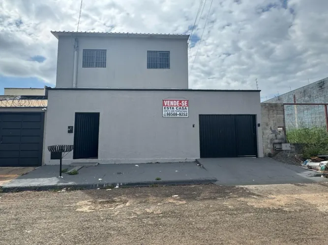 Casa a Venda - setor Moinho dos Ventos Goiânia/Aceito permuta  