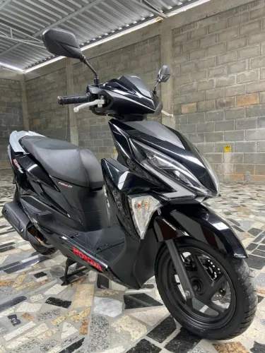 Vendo ou troco Elite 125Cc *abaixo da tabela*