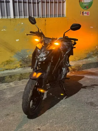 Honda CB 300F Twister 20252026 - Impecável / Único Dono