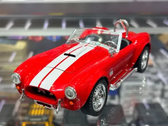 Miniatura Shelby Cobra Vermelho 1:24 - Novo