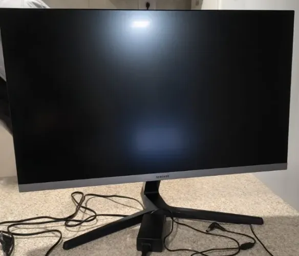 Monitor Samsung 28" 4K UHD