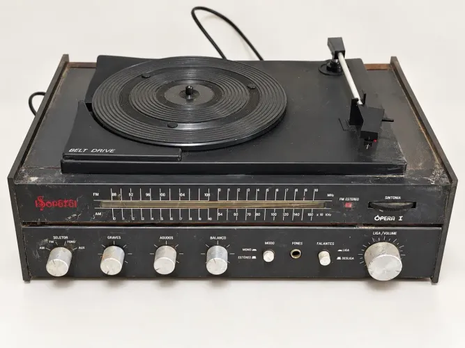 Vitrola Soreta Ópera I com Rádio e Toca-Discos