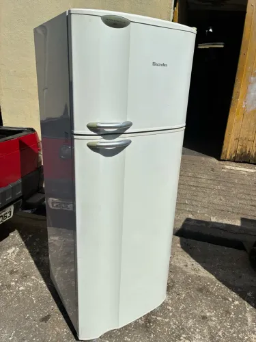 Geladeira, 110v (Entrego)