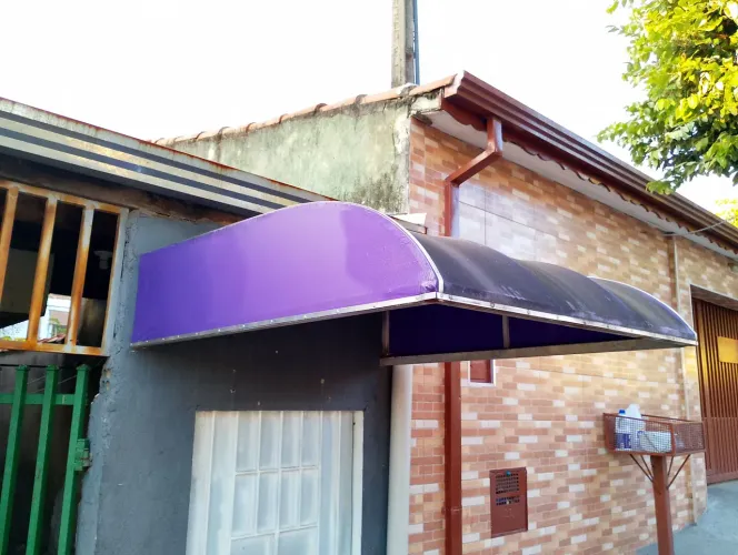Toldo, Largura 1,30, Comprimento 1,62 Altura 0,35 cm, ESTADO DE NOVO