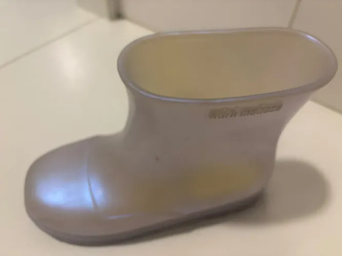 Bota melissa