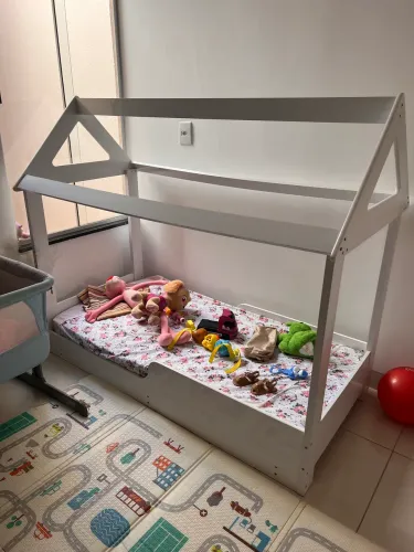 Cama montessoriana