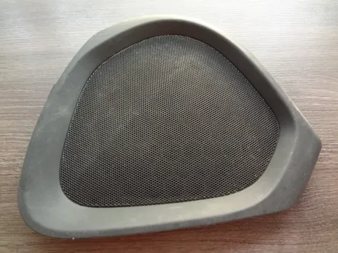 Moldura Tampa Som Porta Traseira Direita Gm Onix Lt 1.4 2013