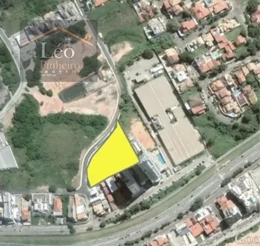 Prédio Inteiro na Glória - Macaé