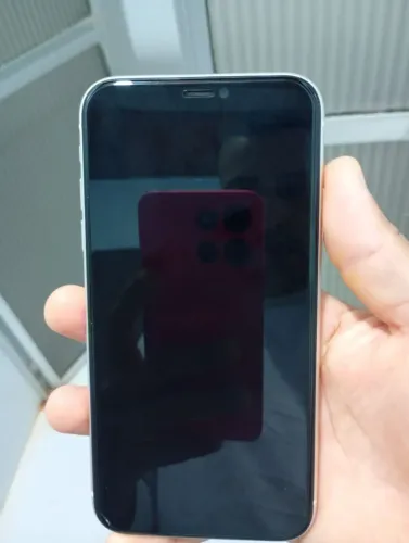 Iphone 11, 64GB, bateria 84%