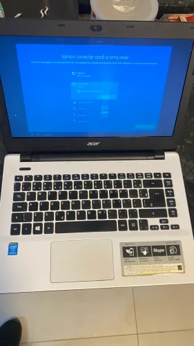 Notebook Acer Aspire E 14 (Core i3, 4GB RAM, 1TB HD)