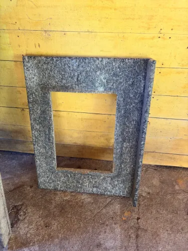 Vendo bancada de mármore p/cooktop de quatro bocas