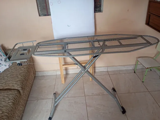 Tábua de passar roupa grande