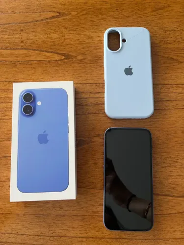 iPhone 16 em estado de LOJA 