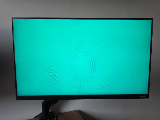 Monitor Samsung T450 + Braço Articulado