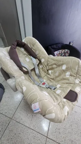 Bebê  conforto 