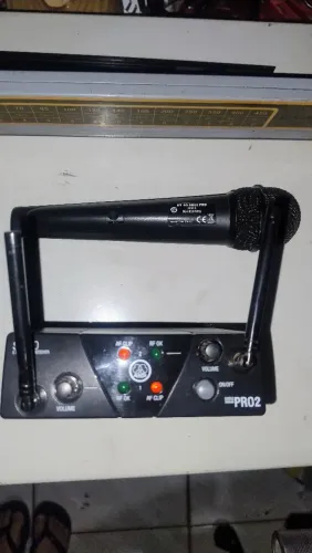 Microfone sem fio Akg pro 2 SR40