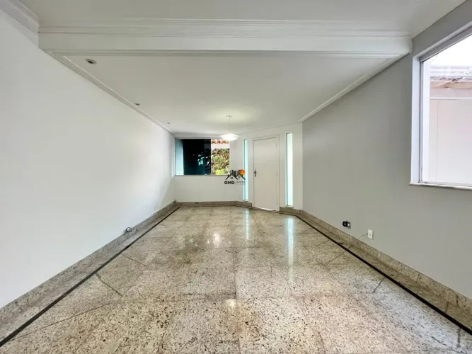 Casa 03 quartos 1 suite 2 Vagas Condominio Fechado
