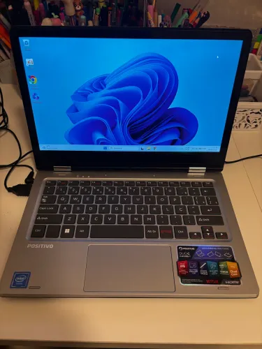 Notebook Positivo Duo - Tablet - Touch Screen- - na caixa com acessórios - perfeito
