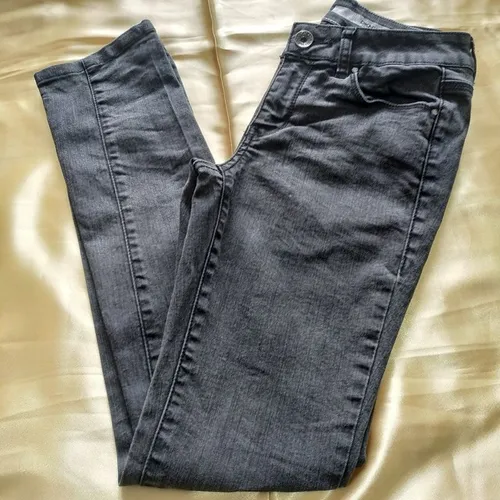 Calça jeans feminina marca DKNY original