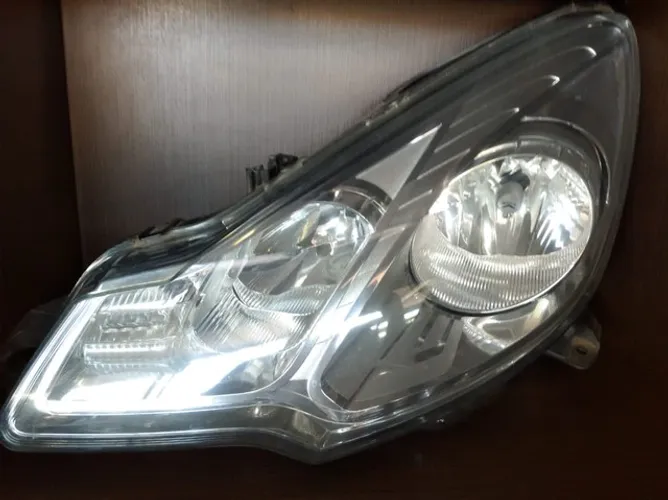 Farol c3 elantra Fiat uno Honda civic Wrv fit subaru 