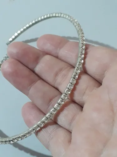 Colar chocker em prata com pedrinhas, bijuteria como Nova (Ler a descrição abaixo )