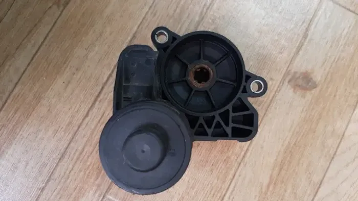 Motor Pinça Freio Traseiro Esquerdo Tiguan 