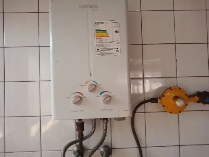 Aquecedor GLP Komeco 07M usado Aquecedor GLP Komeco 07M usado